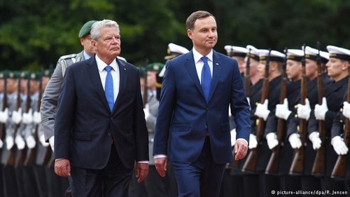 Migration tops agenda of talks between German and Polish leaders - ảnh 1